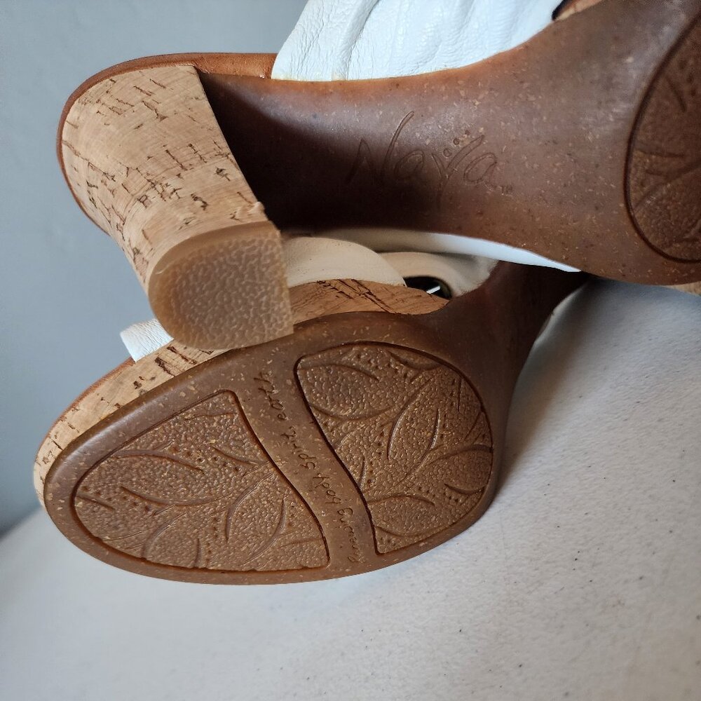 Naya Heeled Sandals "NEW" - Picture 14 of 15